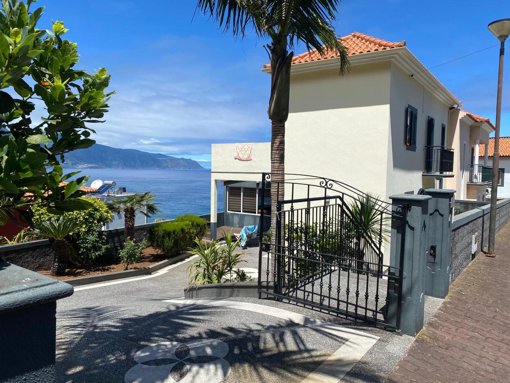 蓬塔德尔加达The Vista House别墅 客房 照片
